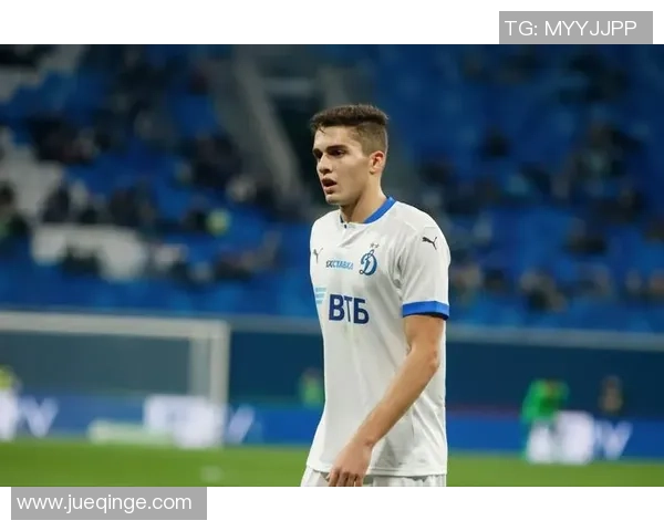 扎哈里扬：从俄罗斯足球天才到欧洲赛场的崛起之路